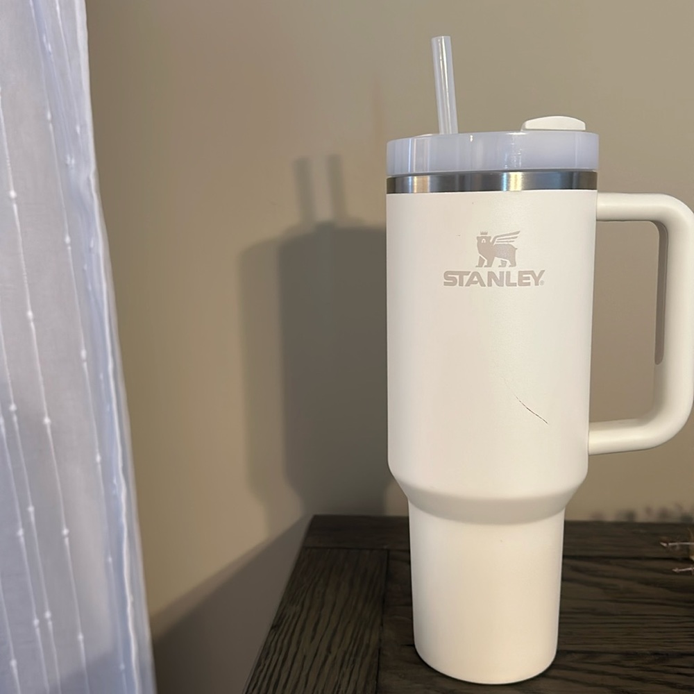 Stanley 40 oz quencher
